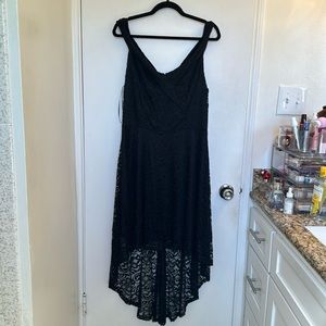 GUC off shoulder high low LBD (tag says 2x, I'm 1x and it fit me perfectly)